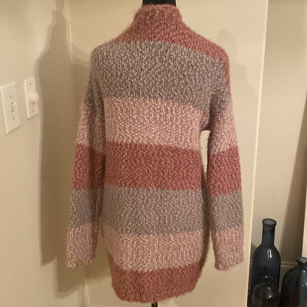 Wishlist Ladies Sweater- M/L- Multi-Color - Picture 4 of 6